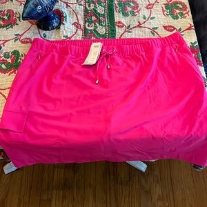Chico’s Hot Pink z energy skort. Size 4